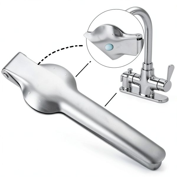 Geettcaifu Stainless Steel Nut Cracker Clip Silver BLJ-0906-8
